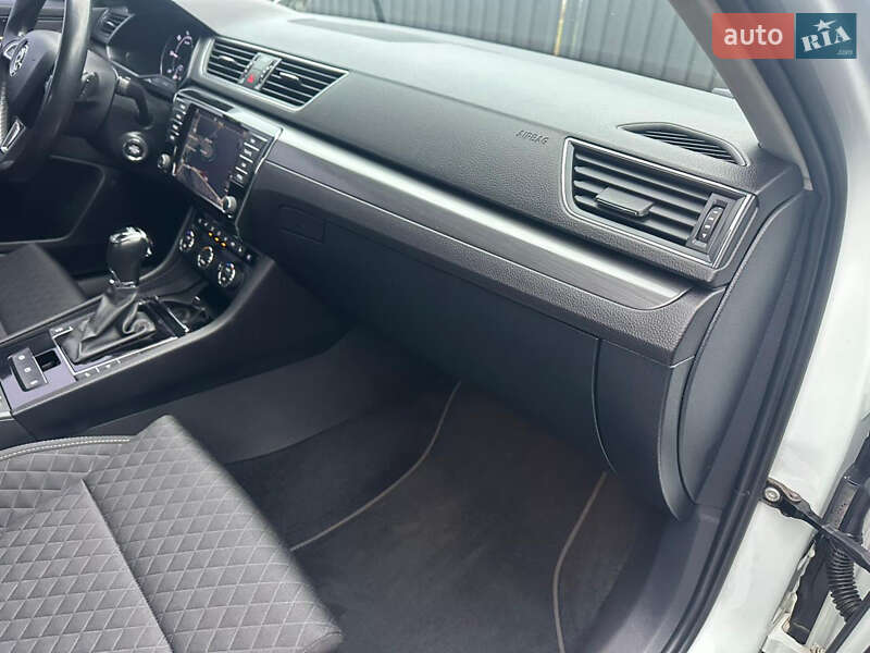 Ліфтбек Skoda Superb 2016 в Мукачевому фото 17 Ліфтбек Skoda Superb 2016 в Мукачевому