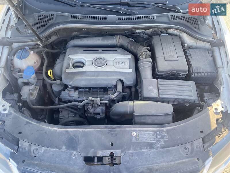 Лифтбек Skoda Superb 2014 в Днепре