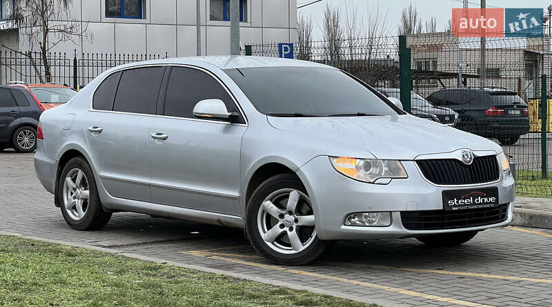 Skoda Superb 2012