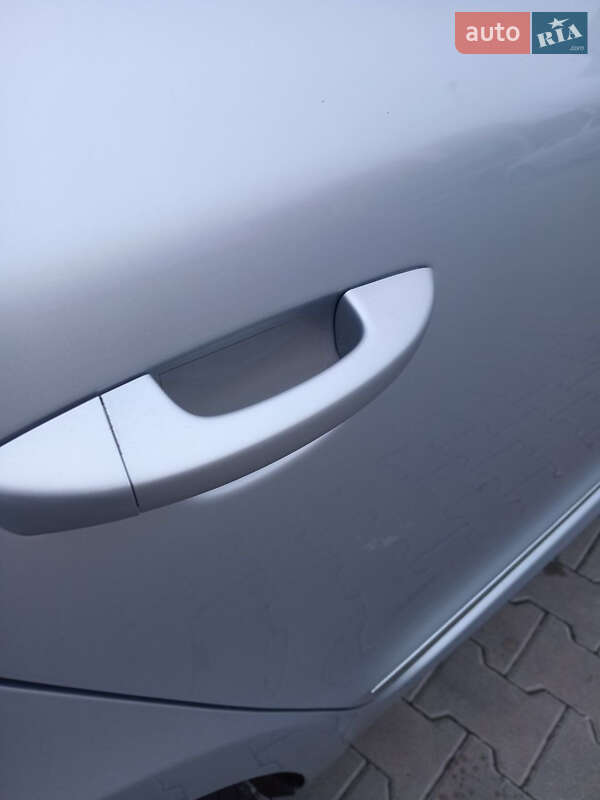 Лифтбек Skoda Superb 2013 в Киеве