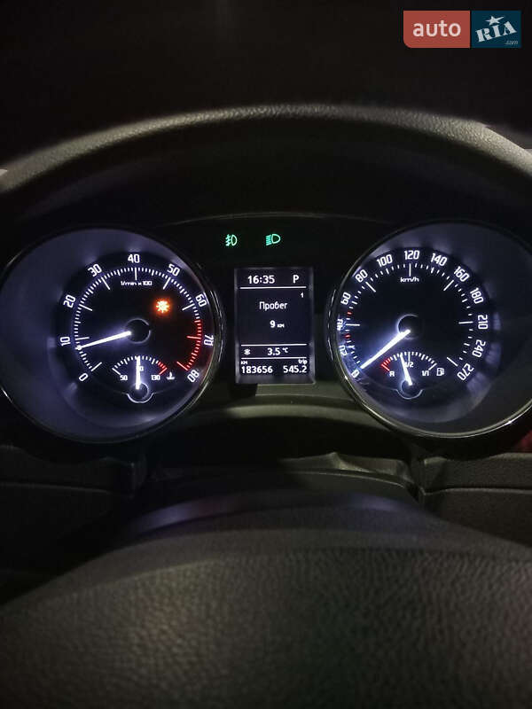 Лифтбек Skoda Superb 2013 в Киеве