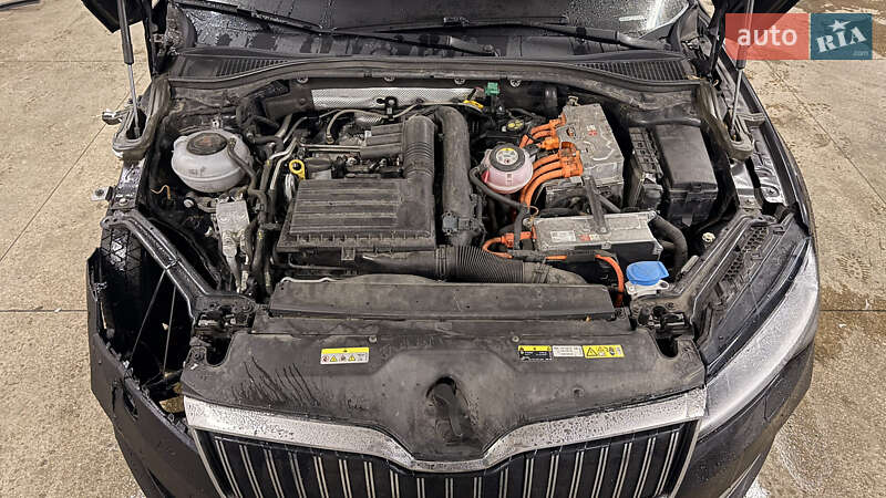 Универсал Skoda Superb 2022 в Львове