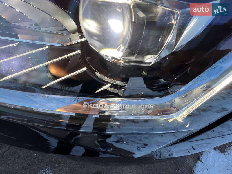 Лифтбек Skoda Superb 2022 в Ровно