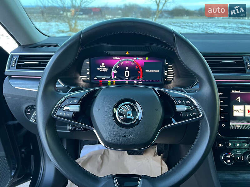Лифтбек Skoda Superb 2022 в Ровно