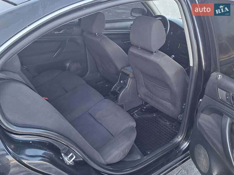 Лифтбек Skoda Superb 2005 в Черновцах