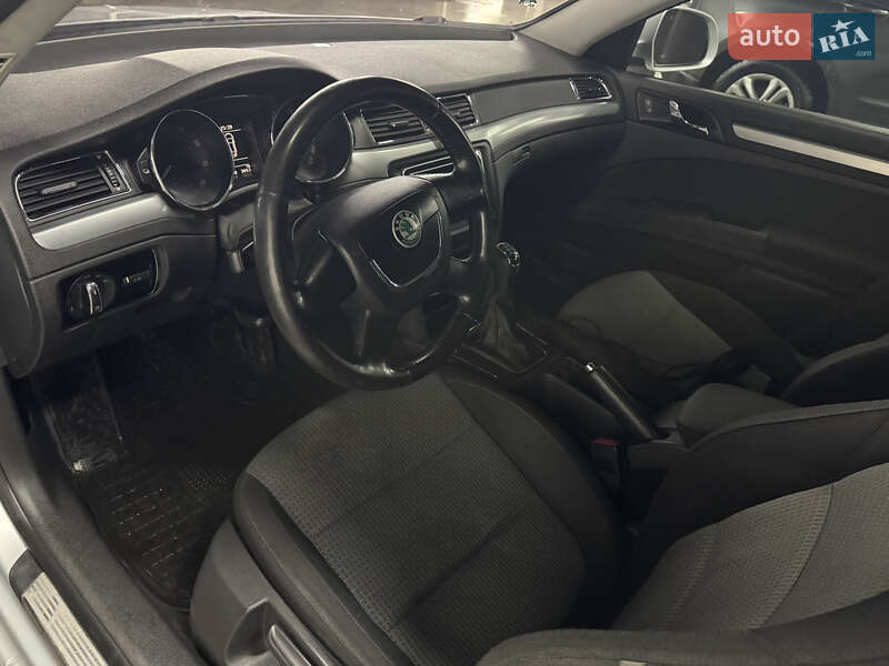 Лифтбек Skoda Superb 2008 в Харькове