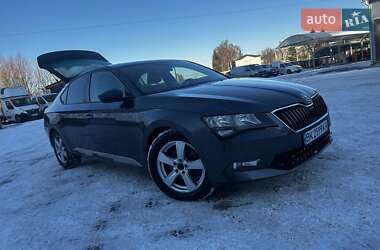 Ліфтбек Skoda Superb 2016 в Рівному