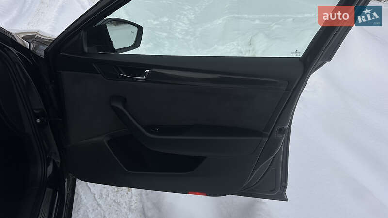 Универсал Skoda Superb 2019 в Самборе