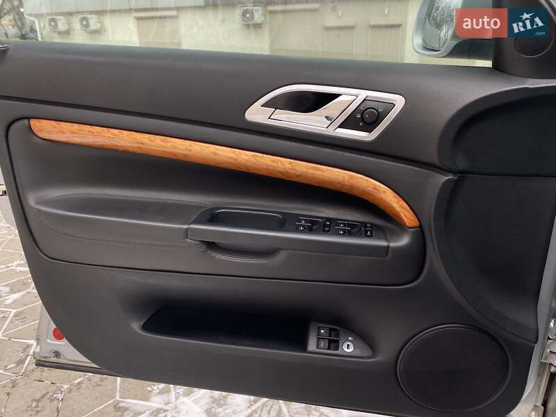 Лифтбек Skoda Superb 2007 в Николаеве фото 38 Лифтбек Skoda Superb 2007 в Николаеве