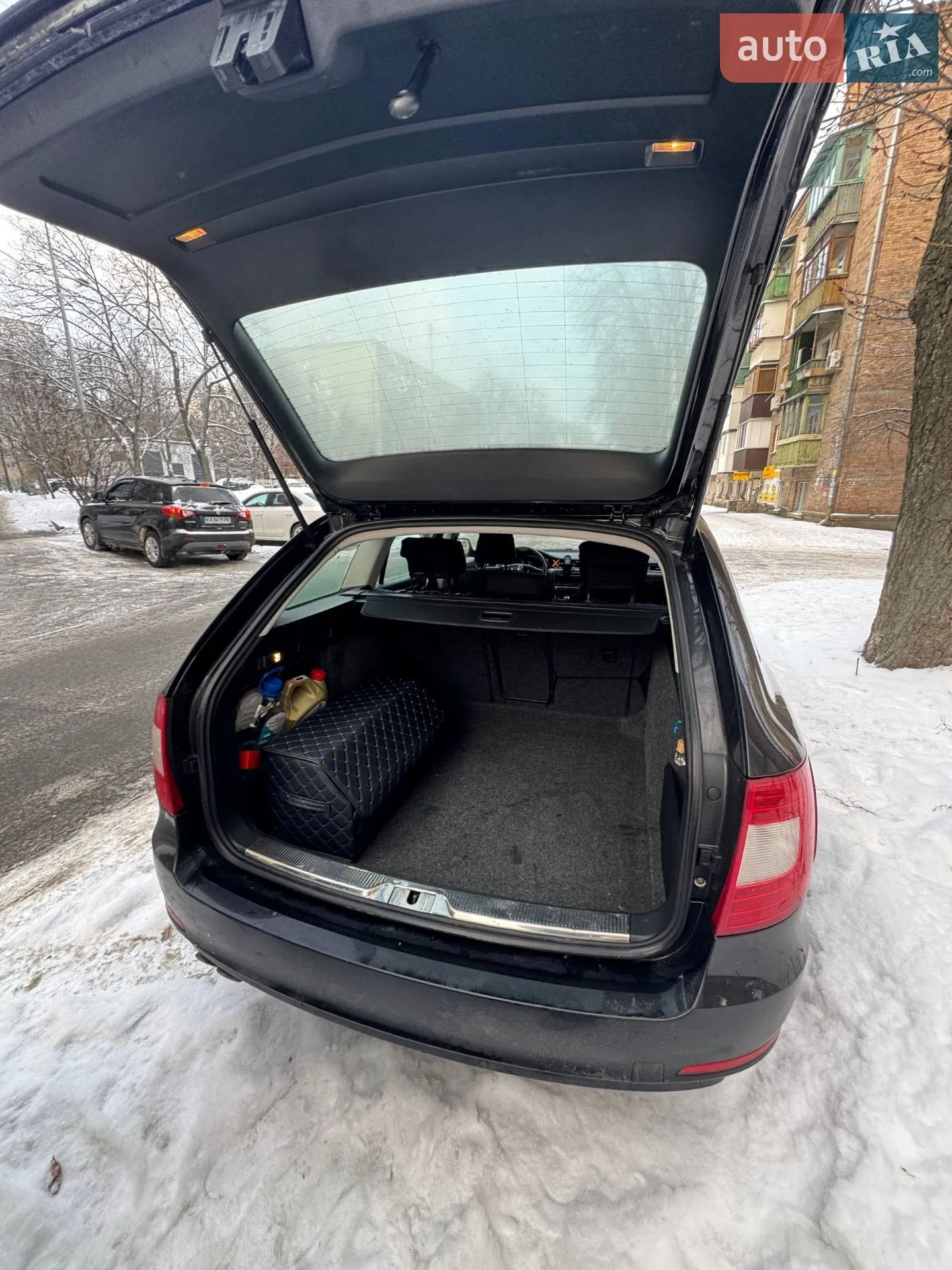 2010 Skoda Superb - мініатюра 8