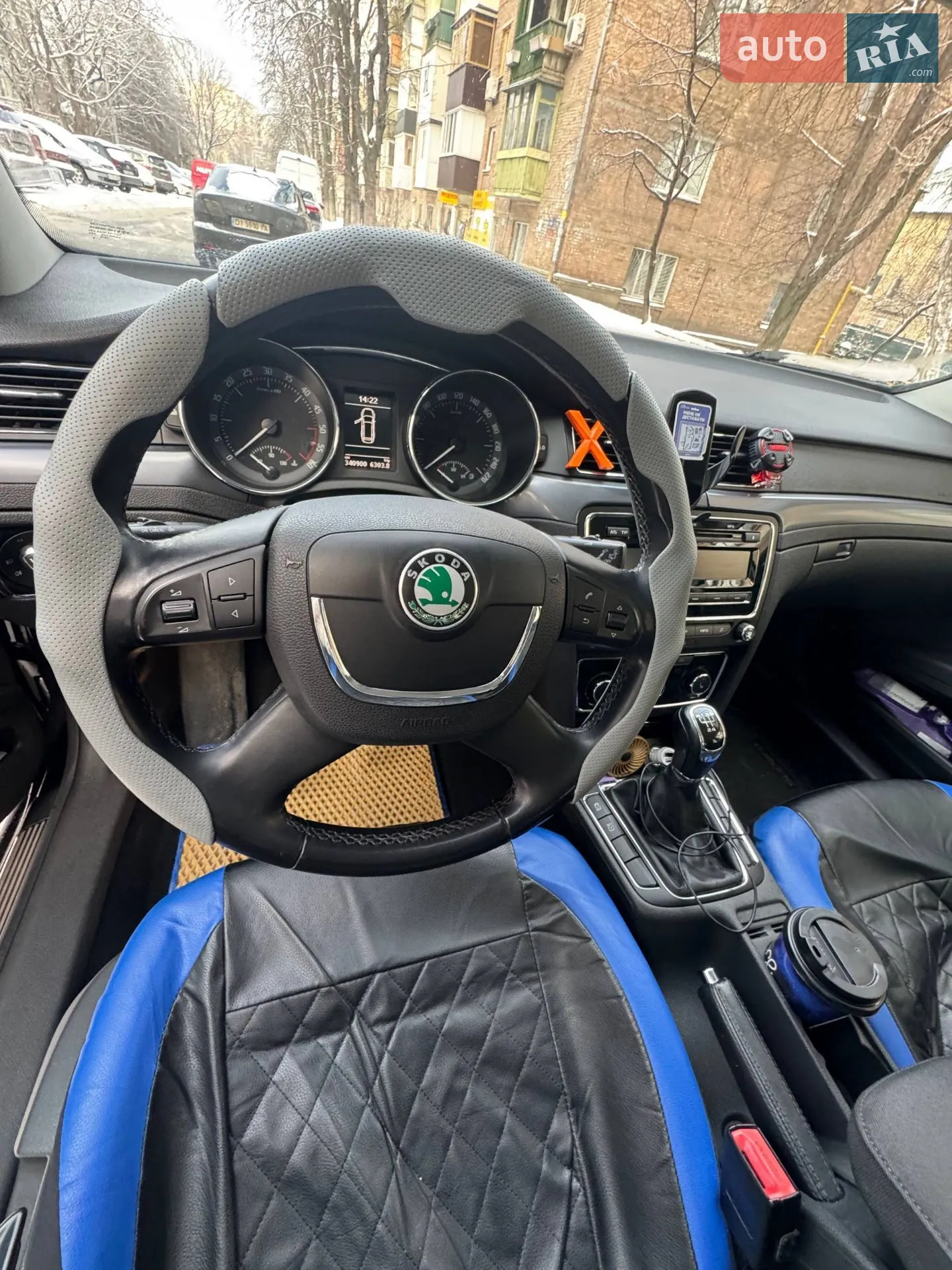2010 Skoda Superb - мініатюра 6