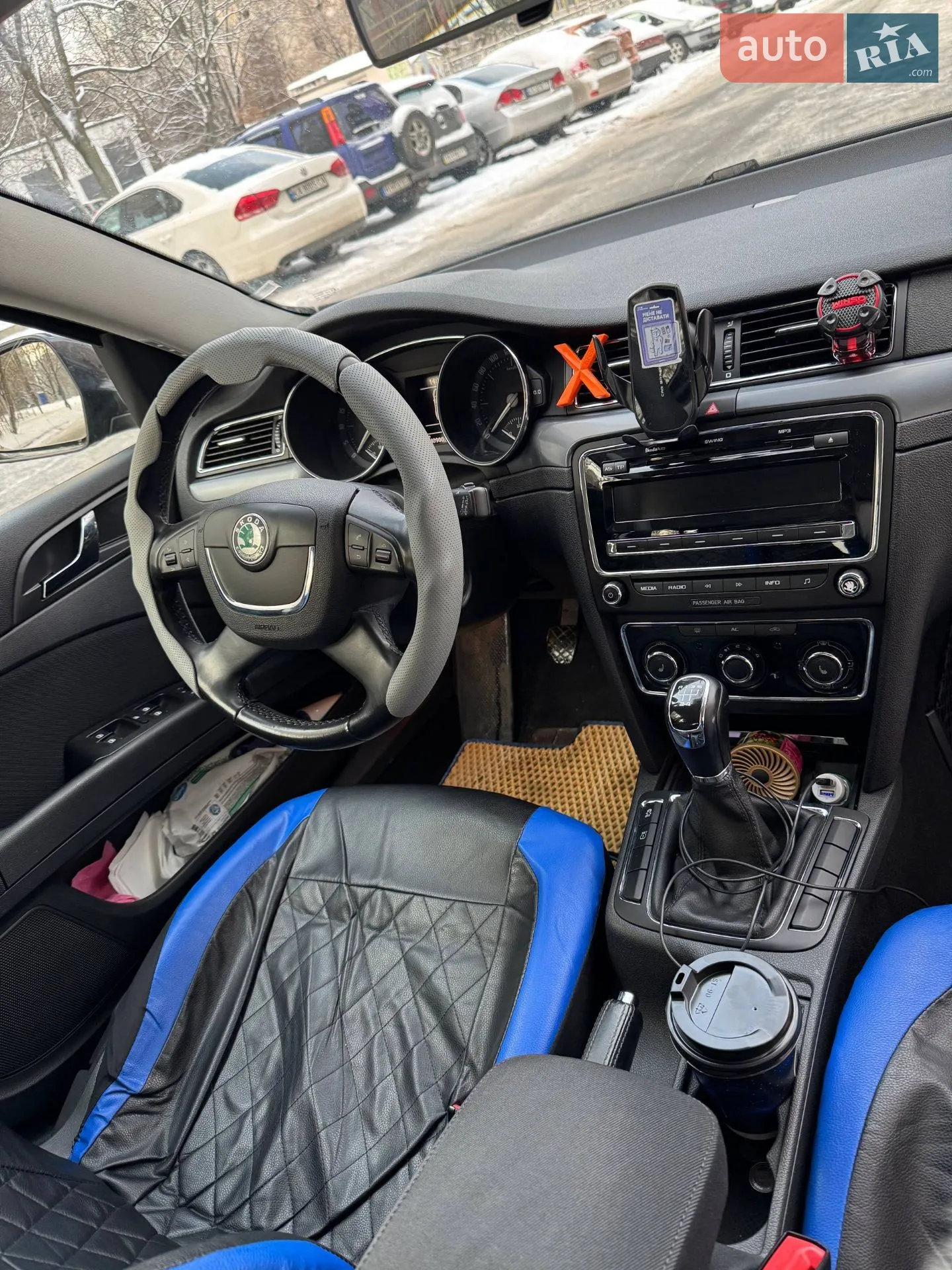 2010 Skoda Superb - мініатюра 4