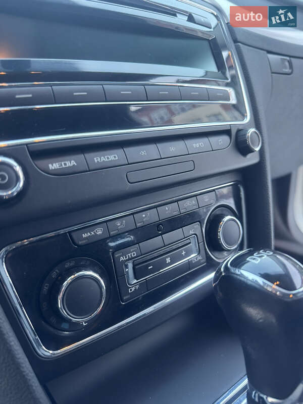 Лифтбек Skoda Superb 2013 в Харькове