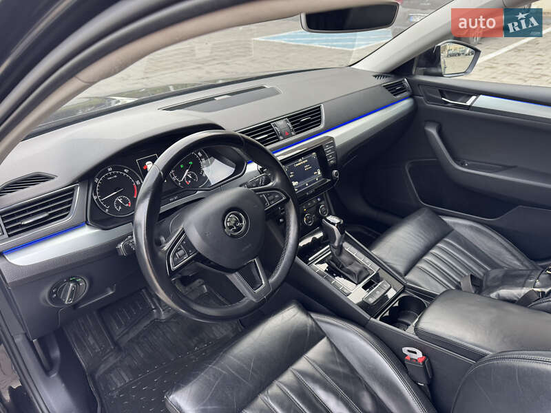 Универсал Skoda Superb 2015 в Стрые