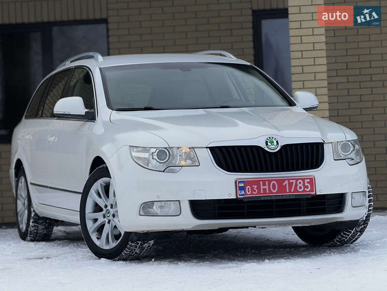 Универсал Skoda Superb 2012 в Радивилове