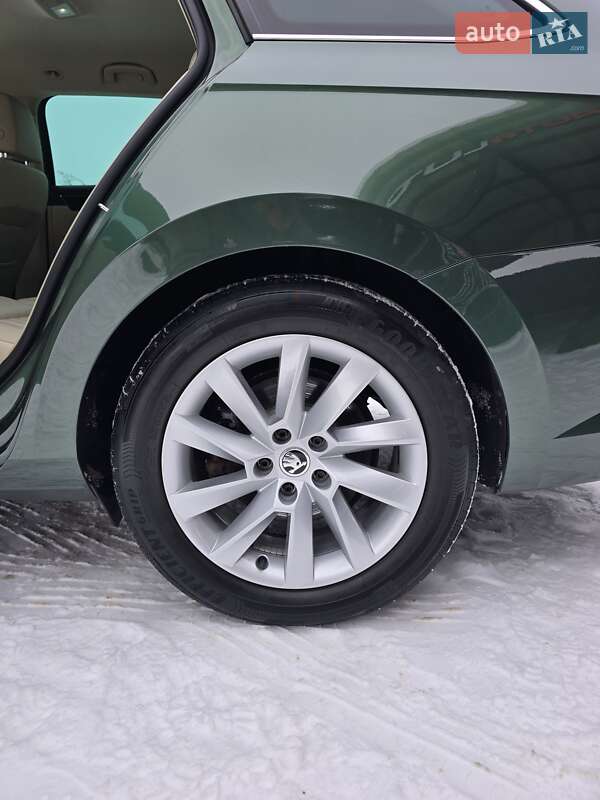 Универсал Skoda Superb 2020 в Луцке фото 46 Универсал Skoda Superb 2020 в Луцке