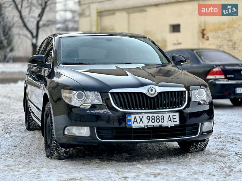 Лифтбек Skoda Superb 2011 в Харькове