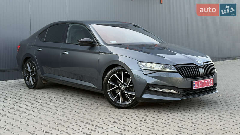 Лифтбек Skoda Superb 2022 в Мукачево