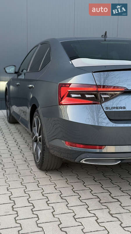 Лифтбек Skoda Superb 2022 в Мукачево