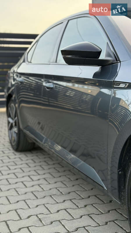 Лифтбек Skoda Superb 2022 в Мукачево