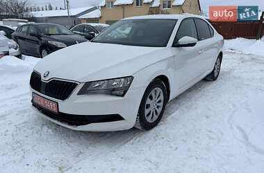 Ліфтбек Skoda Superb 2017 в Луцьку