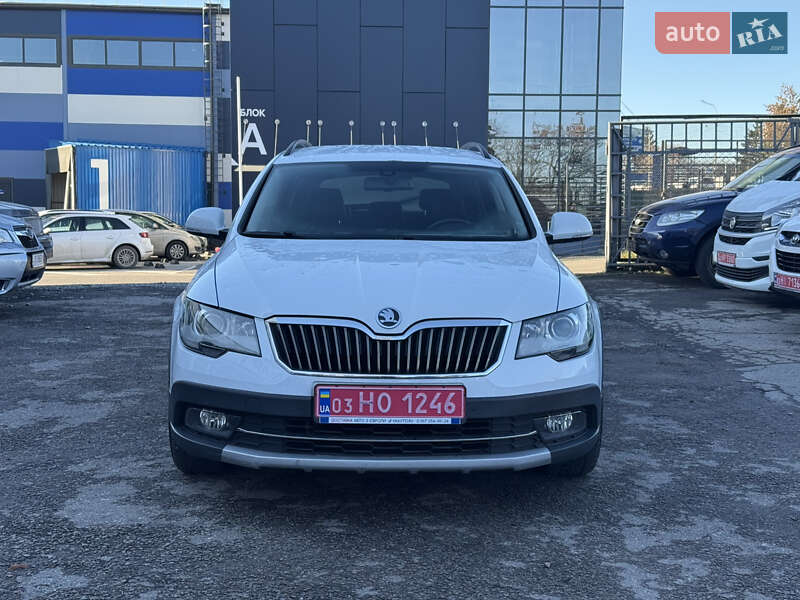 Универсал Skoda Superb 2015 в Ровно