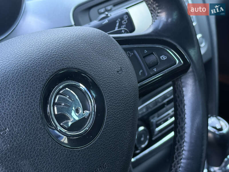 Универсал Skoda Superb 2015 в Ровно