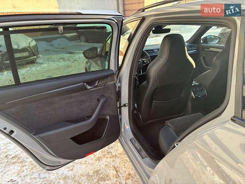 Универсал Skoda Superb 2021 в Киеве