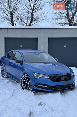 Лифтбек Skoda Superb 2019 в Мукачево