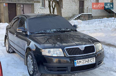 Лифтбек Skoda Superb 2007 в Малине