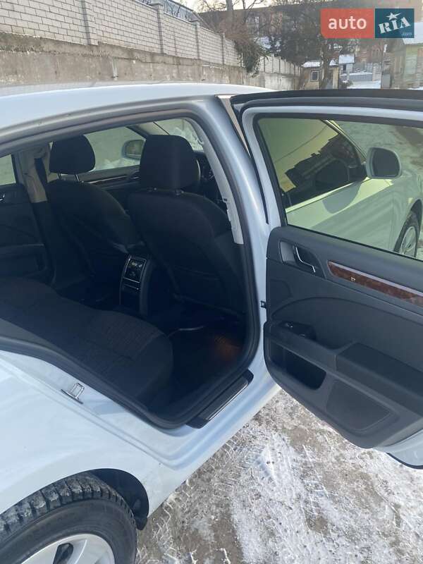 Лифтбек Skoda Superb 2014 в Прилуках