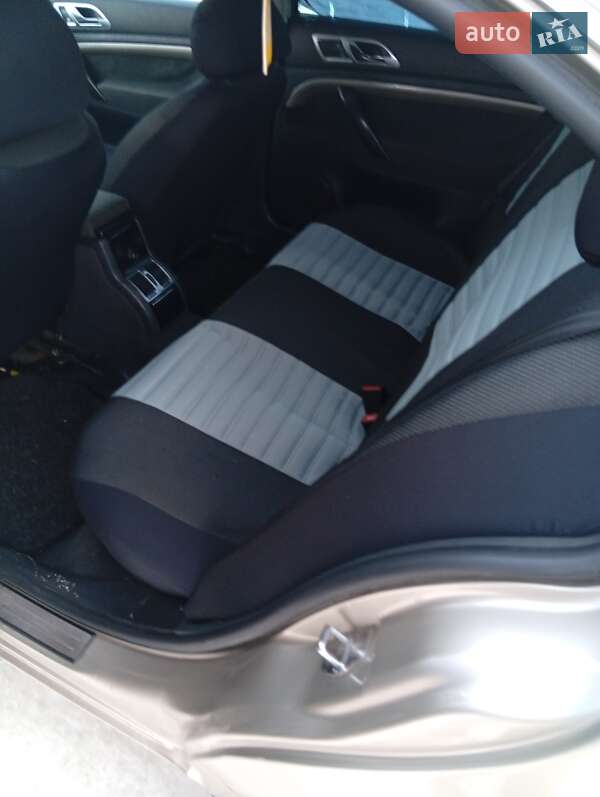 Лифтбек Skoda Superb 2003 в Ужгороде