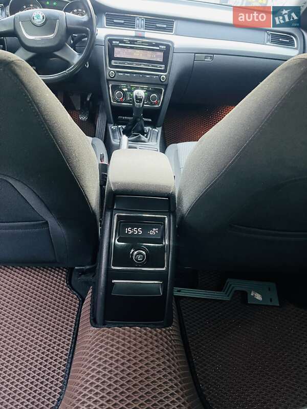 Лифтбек Skoda Superb 2012 в Киеве