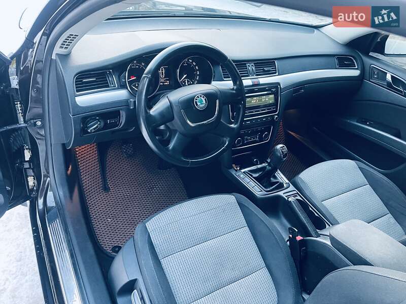 Лифтбек Skoda Superb 2012 в Киеве