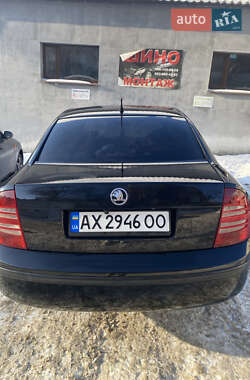 Лифтбек Skoda Superb 2004 в Харькове