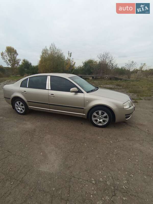 Лифтбек Skoda Superb 2005 в Здолбунове фото 6 Лифтбек Skoda Superb 2005 в Здолбунове