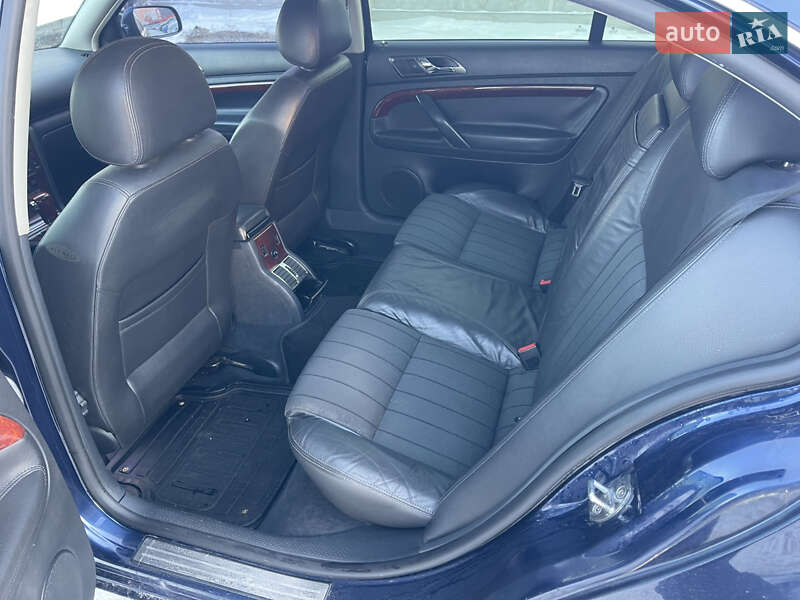 Лифтбек Skoda Superb 2003 в Киеве