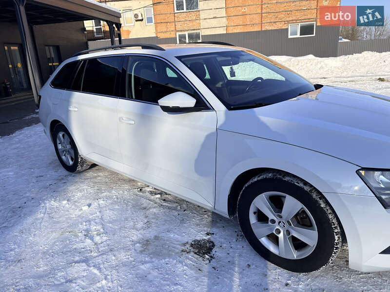 Универсал Skoda Superb 2017 в Нововолынске фото 4 Универсал Skoda Superb 2017 в Нововолынске
