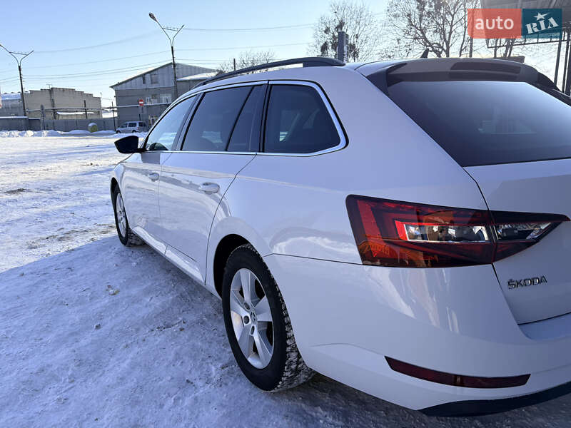 Универсал Skoda Superb 2017 в Нововолынске фото 8 Универсал Skoda Superb 2017 в Нововолынске