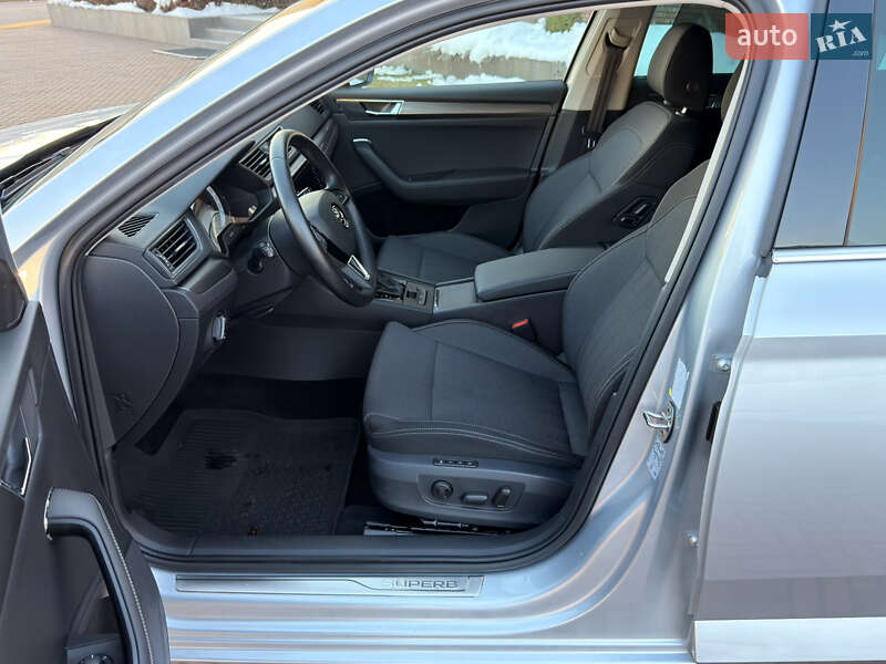 Универсал Skoda Superb 2020 в Мукачево