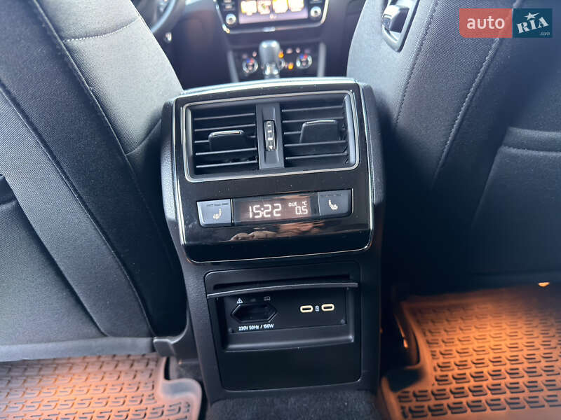 Универсал Skoda Superb 2020 в Мукачево