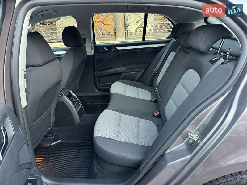 Ліфтбек Skoda Superb 2010 в Ужгороді фото 19 Ліфтбек Skoda Superb 2010 в Ужгороді