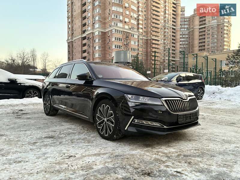 Универсал Skoda Superb 2021 в Киеве