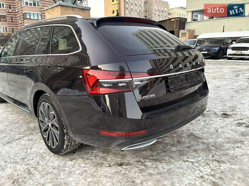 Универсал Skoda Superb 2021 в Киеве
