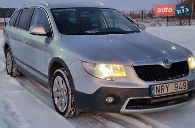 Универсал Skoda Superb 2013 в Радивилове