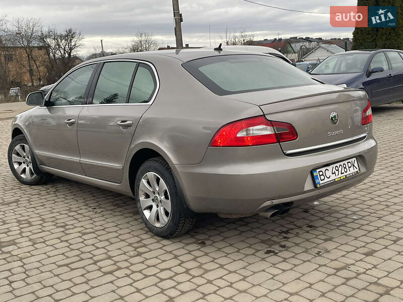 Лифтбек Skoda Superb 2010 в Самборе фото 3 Лифтбек Skoda Superb 2010 в Самборе