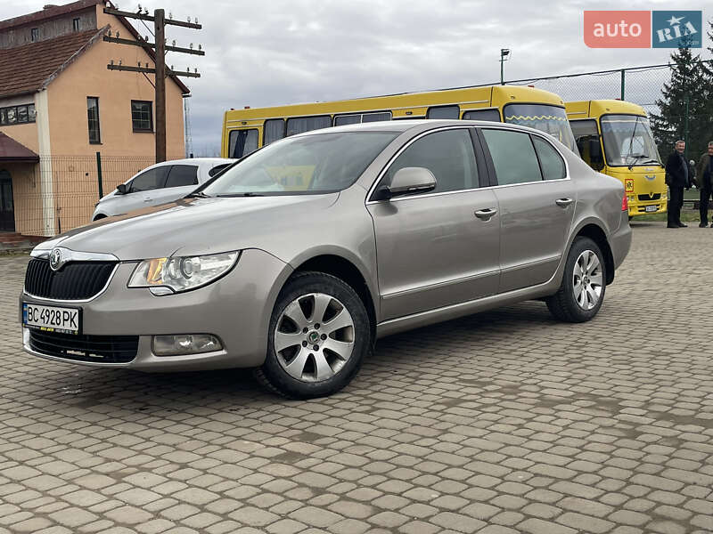 Лифтбек Skoda Superb 2010 в Самборе фото 6 Лифтбек Skoda Superb 2010 в Самборе