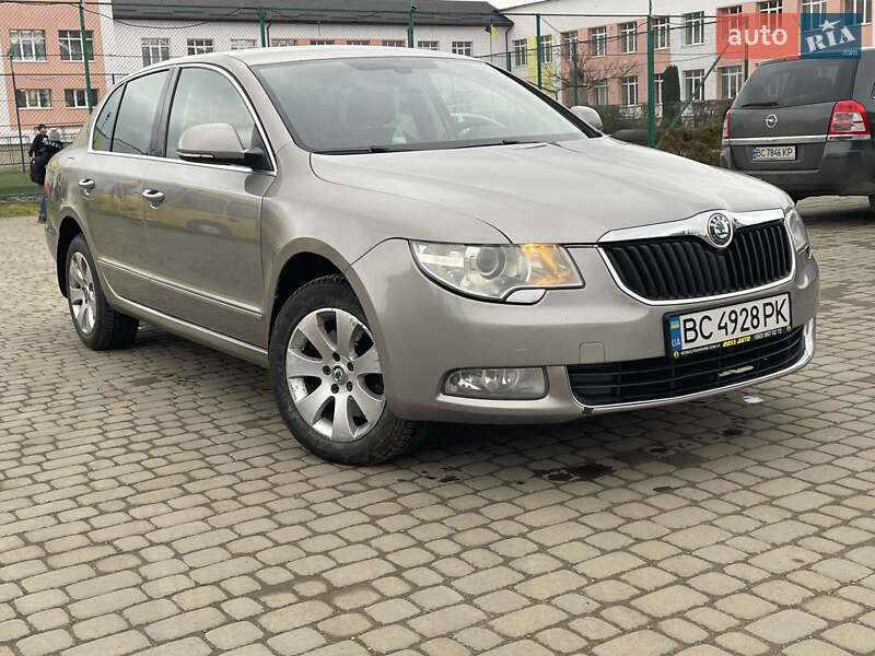 Лифтбек Skoda Superb 2010 в Самборе фото 32 Лифтбек Skoda Superb 2010 в Самборе