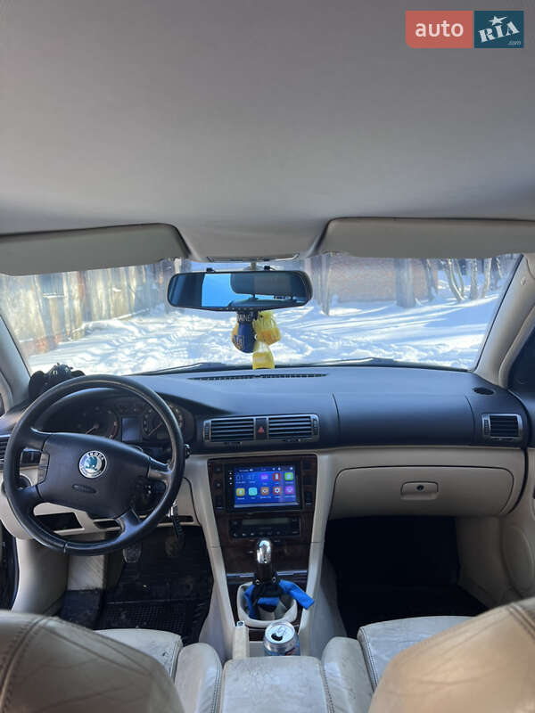 Лифтбек Skoda Superb 2005 в Лимане