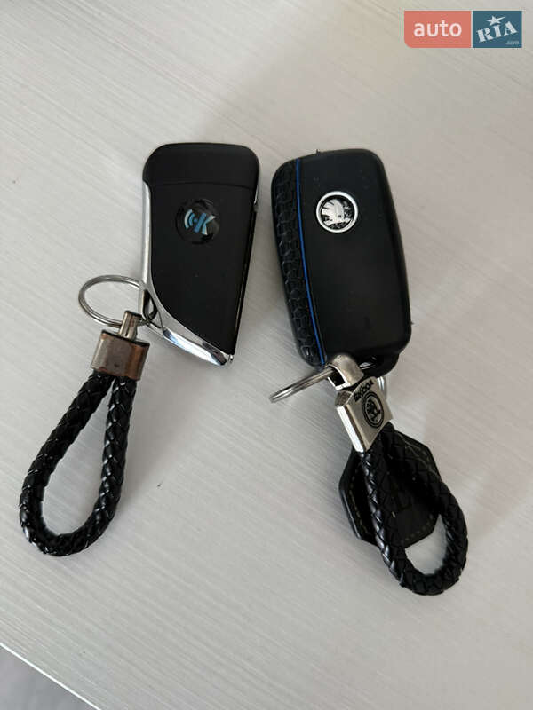 Лифтбек Skoda Superb 2013 в Ровно фото 36 Лифтбек Skoda Superb 2013 в Ровно